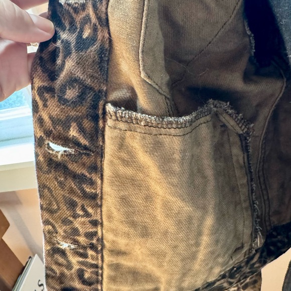 Levi's Premium Brown Black Leopard Print Denim Small Jean Jacket - Picture 4 of 7